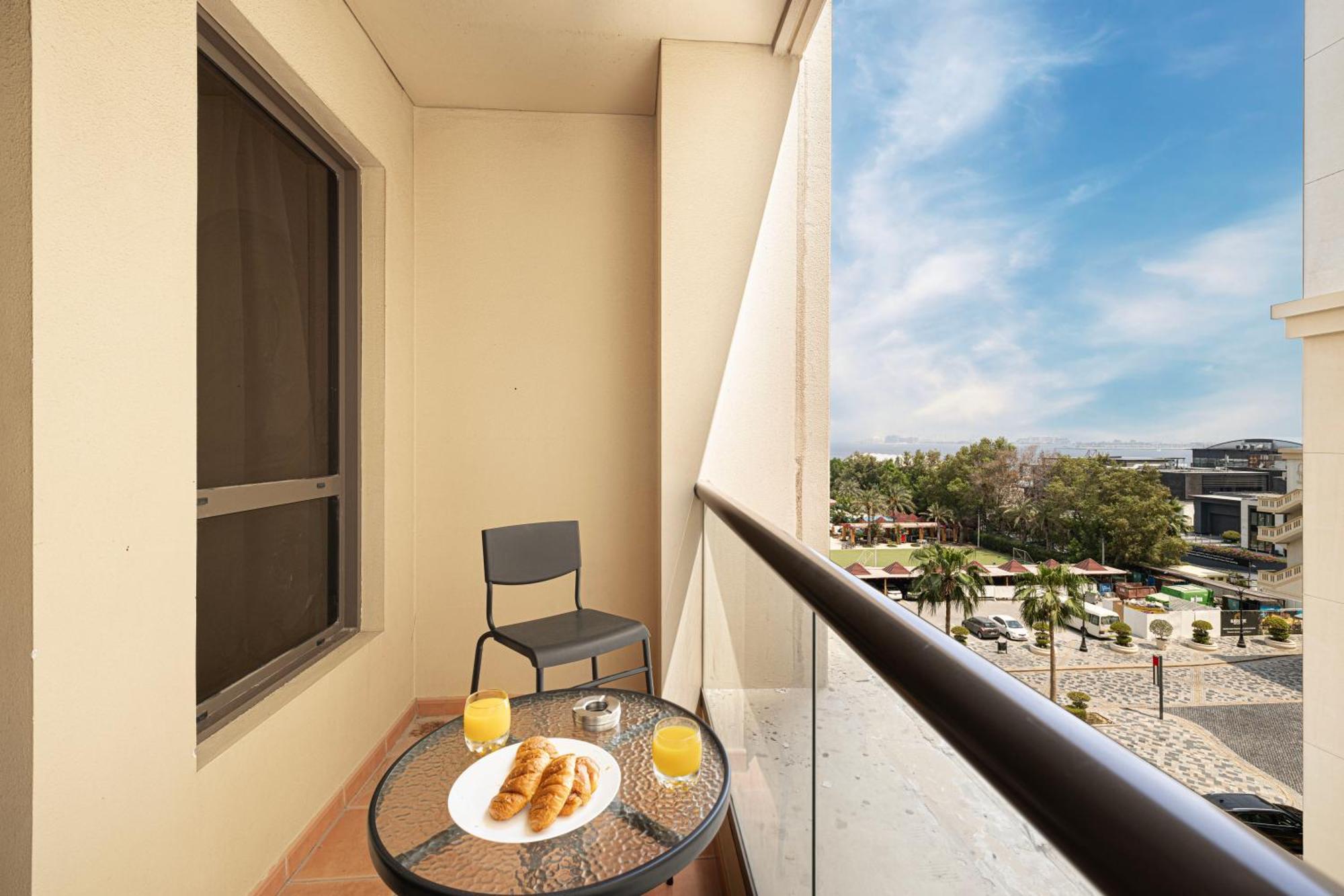 Moonlight Hostel Jbr - 2Min Walk To Jbr Beach - Gym - 2Min Metro Station - Poll Dubai Exterior foto